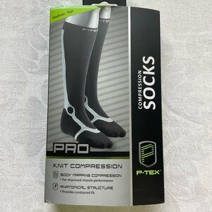 P-TEX Pro Compression Socks Knit Support Size Medium Black Gray NEW In The Box